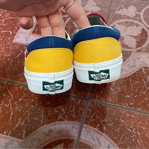 Brand new slip in vans - Picture 5 of 5